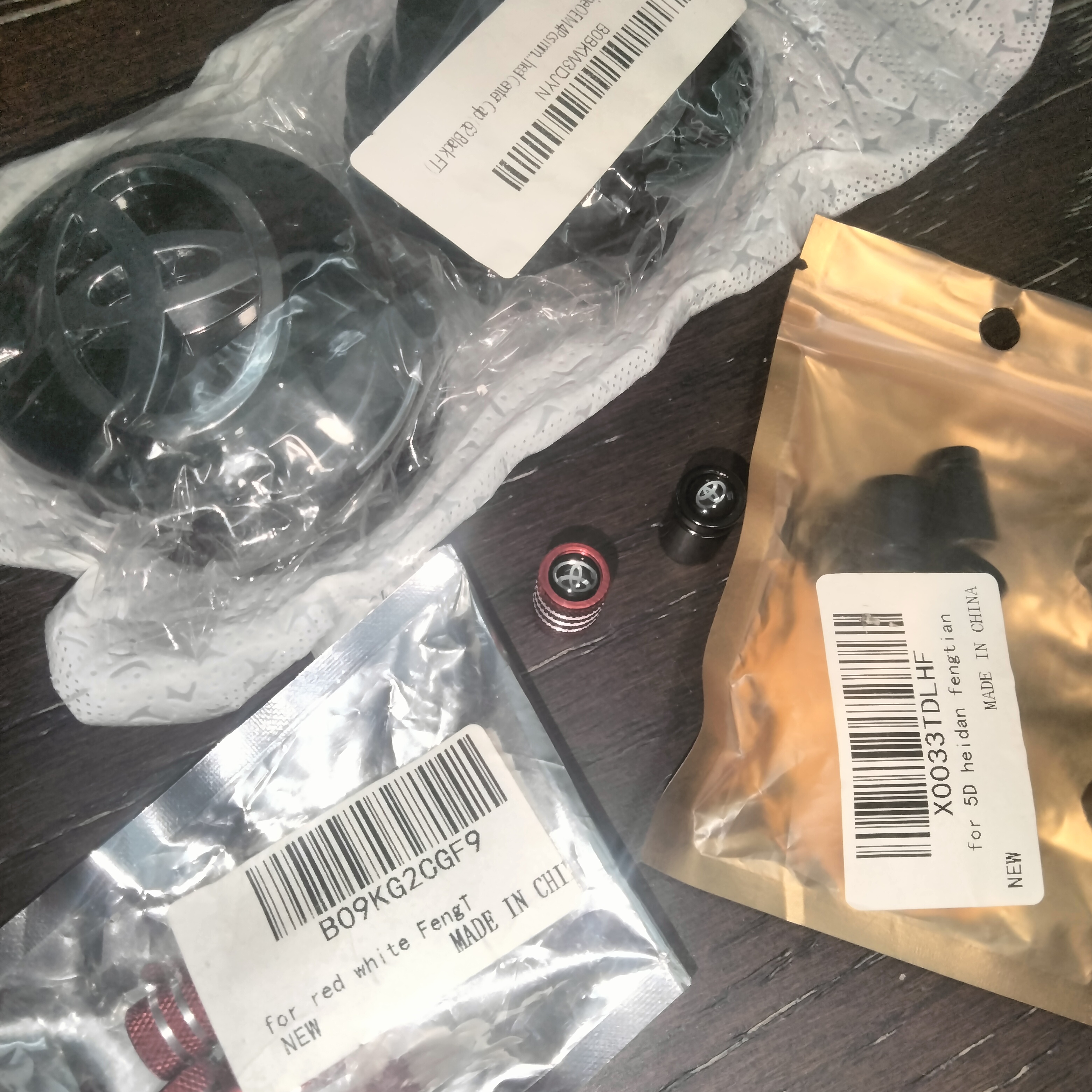 Toyota Hub Cap & Car Tire Valve Caps Set - Black And Red